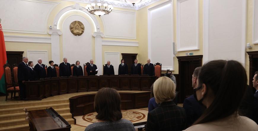 Конституционный суд принял послание Президенту и Национальному собранию
