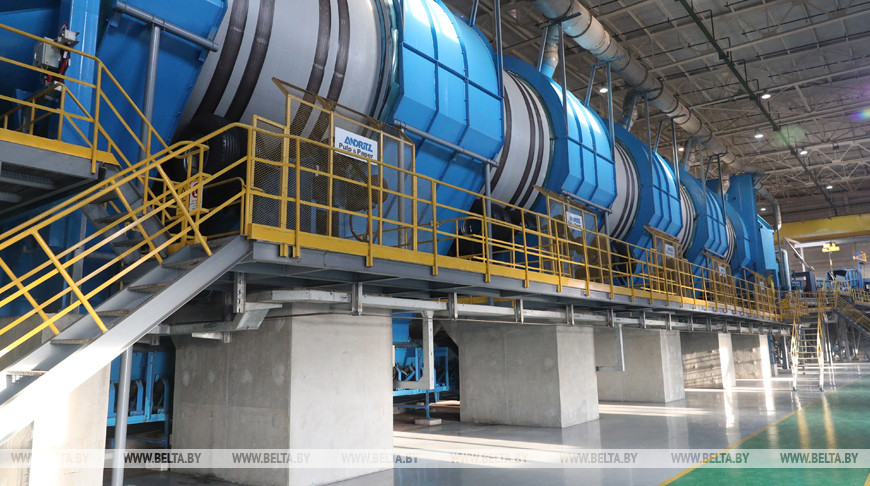 Александр Лукашенко сегодня посетит Светлогорский ЦКК: какой помощи ждут на заводе по производству целлюлозы?