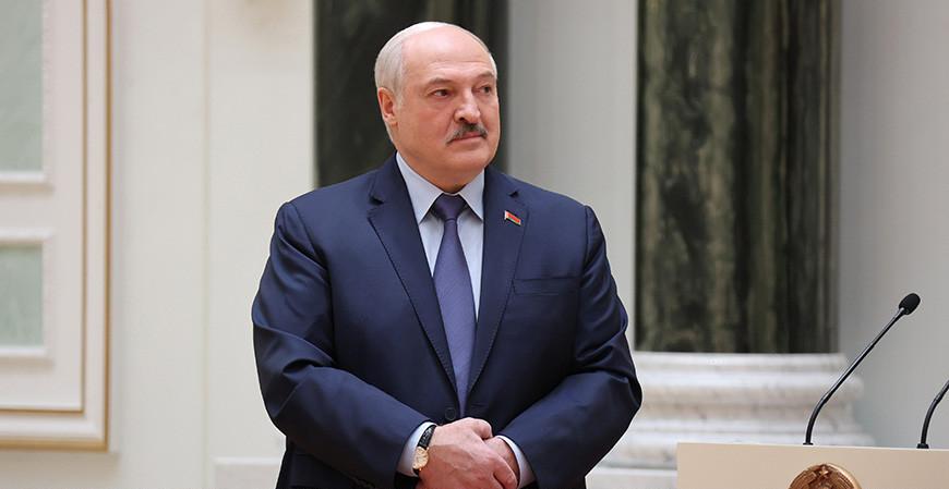Александр Лукашенко: приняв обновленную Конституцию, белорусы отстаивают свои традиции