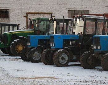 Где комбайну зимовать? Какие нарушения хранения сельскохозяйственной  техники находят специалисты Комитета госконтроля