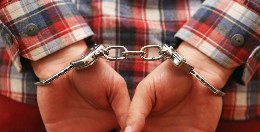 17-летний гродненец продавал школьникам вейпы, но в качестве оплаты принуждал к интиму