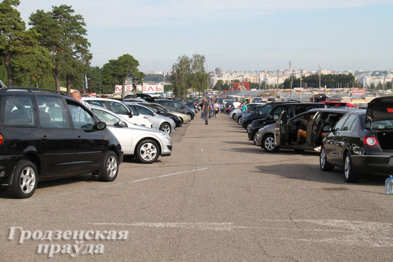 Какие легковушки пользуются спросом на гродненском авторынке?