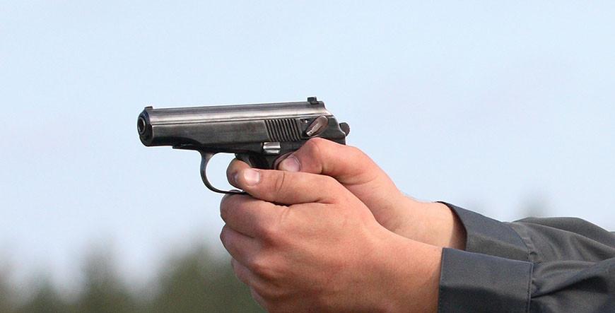 Житель Гродно обстрелял из пневматического пистолета двух мужчин