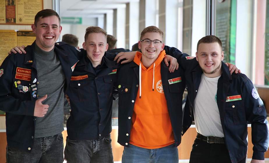 Трудовое лето в разгаре! Бойцы студенческих отрядов делятся впечатлениями от работы