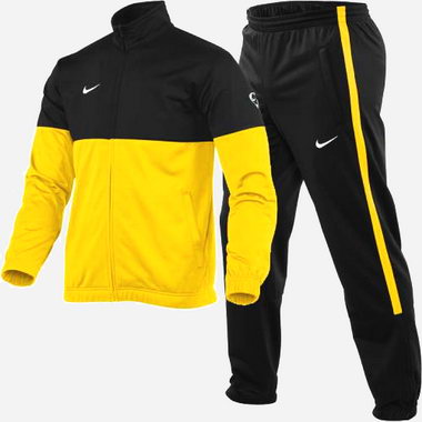 В Гродно налоговики пресекли нелегальный оборот спортивной одежды на рынке «Корона» 