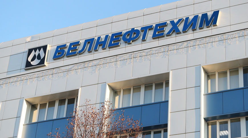 "Белнефтехим" предложил "Газпром нефти" давальческую схему работы