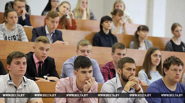 ЦТ по химии планируют пройти 15 968 абитуриентов