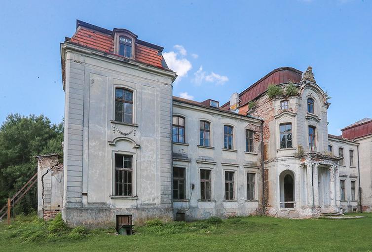 Дворцово-парковый ансамбль Святополк-Четвертинских в Щучинском районе выставят на торги