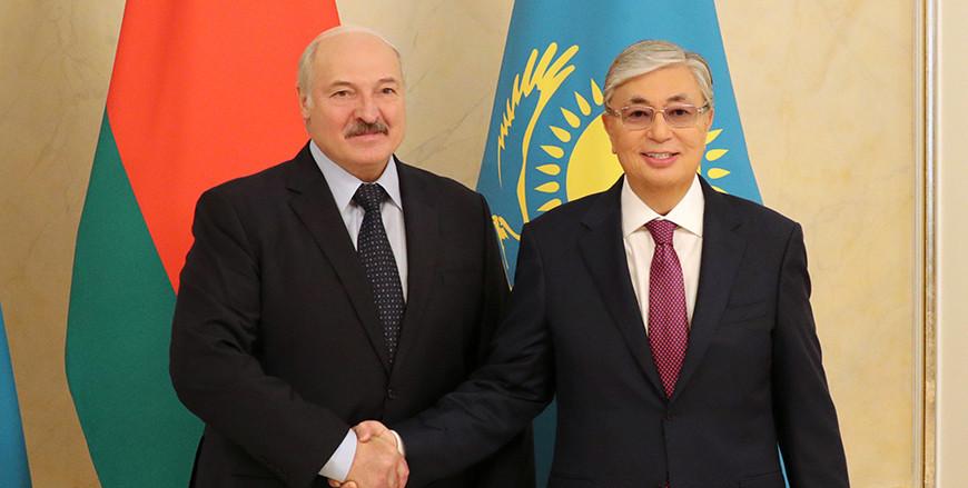 Александр Лукашенко и Касым-Жомарт Токаев обсудили двустороннее сотрудничество, взаимодействие в СНГ и ЕАЭС