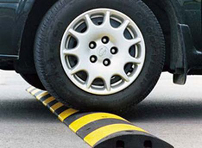 В Гродно в этом году на дорогах оборудуют как минимум 30 «спящих полицейских»