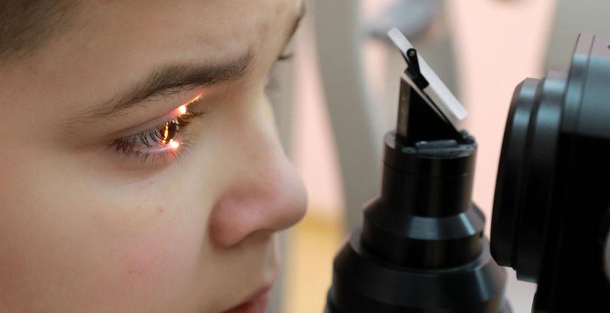 Врач-офтальмолог: белорусам доступны все современные мировые технологии лечения глаз