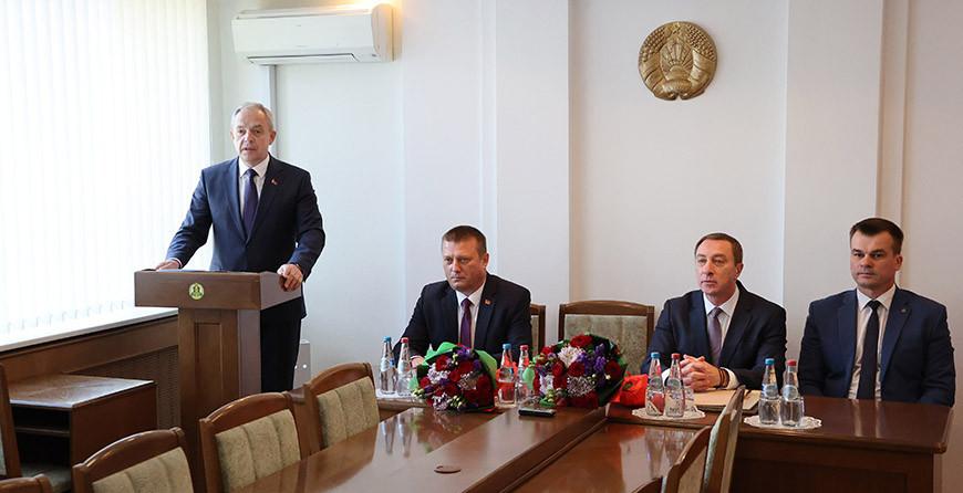 Игорь Сергеенко представил нового министра юстиции коллективу
