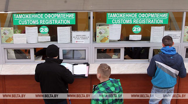 Гродненские таможенники более чем в 1,5 раза увеличили выпуск экспортных деклараций в авторежиме