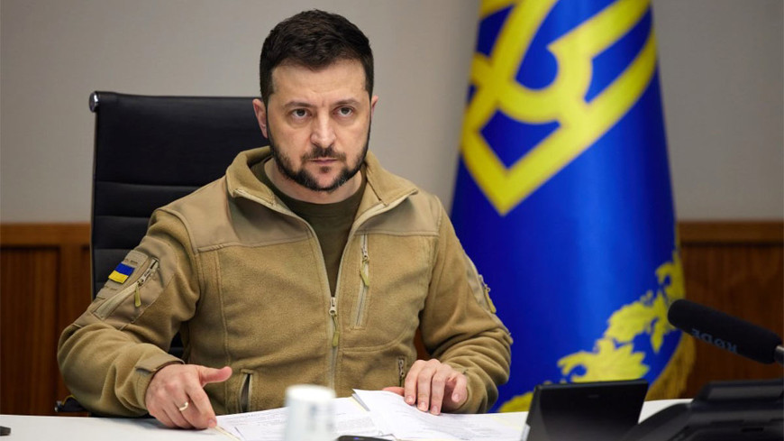 Владимир Зеленский подтвердил начало вывода украинских военных с "Азовстали"