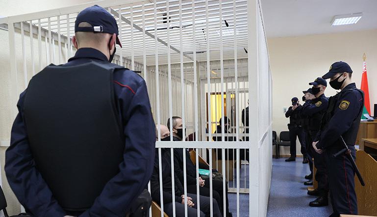 Cуд над топ-менеджерами Белгазпромбанка продолжается в Минске