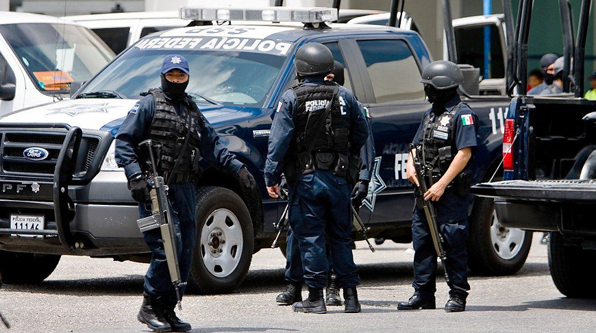 На юго-западе Мексики полиция обнаружила грузовик с телами 10 музыкантов