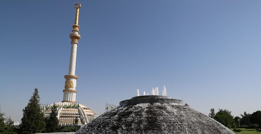 Александр Лукашенко: Беларусь всегда искренне радовалась успехам Туркменистана