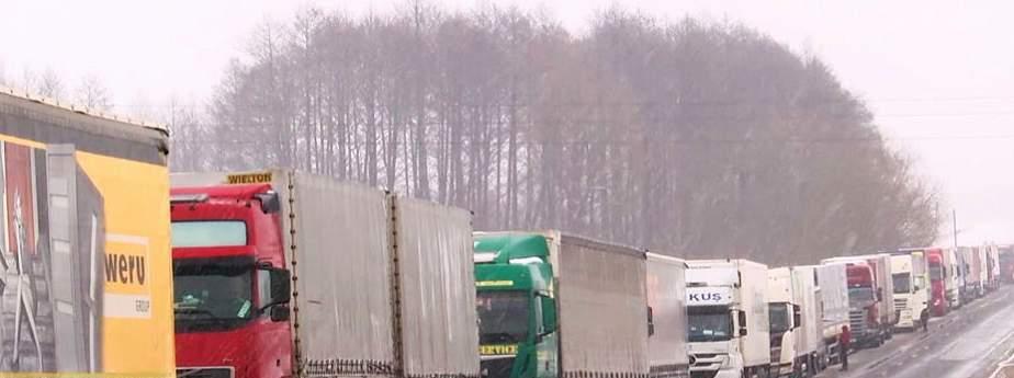 На белорусско-польской границе грузовик насмерть сбил сотрудницу таможни