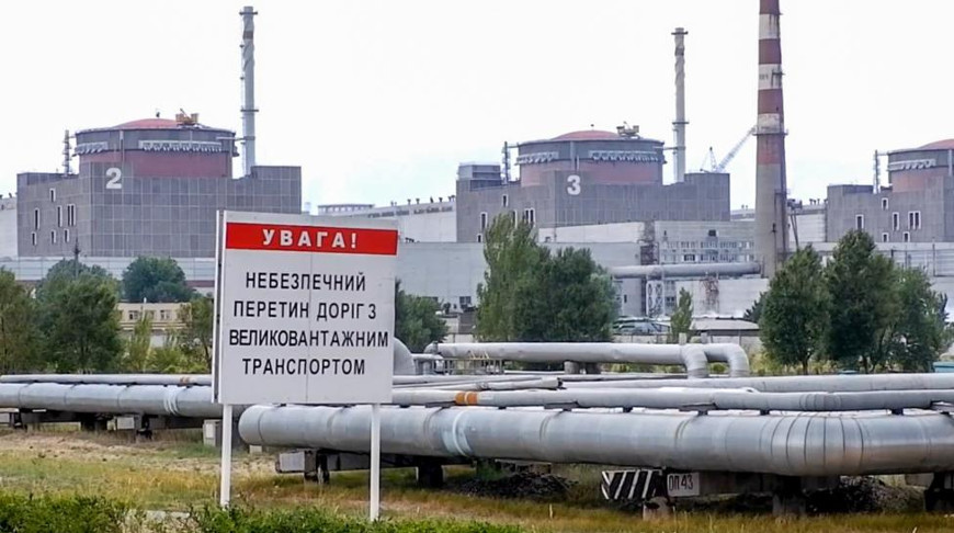 В шаге от катастрофы. Что известно об обстрелах Запорожской АЭС