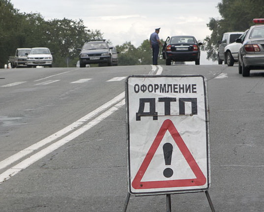 В Слониме «Форд» сбил женщину