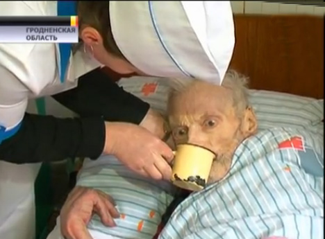 В Ошмянах едва не сгорела женщина, бросившая отца-инвалида умирать от голода