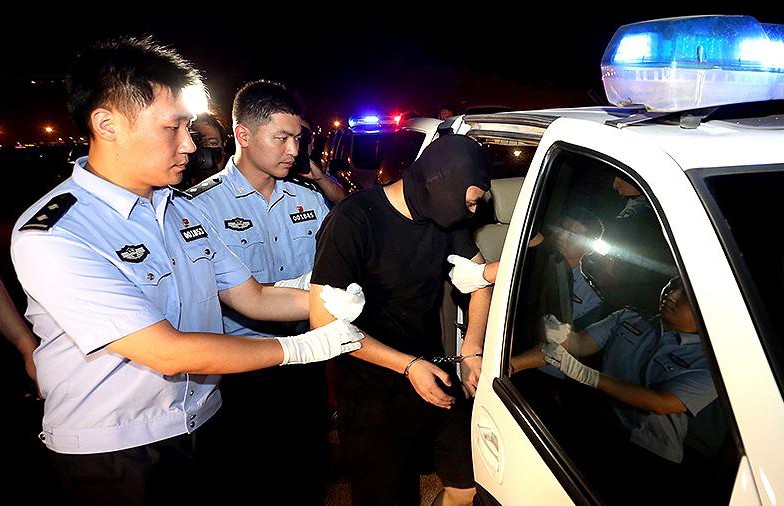 В Китае игроман инсценировал свое похищение, чтобы выпросить денег у жены