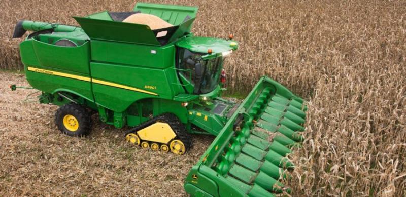 Механизатор из Дятловского района вывел из строя комбайны "конкурентов"