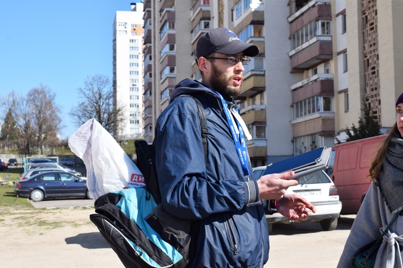 «Белые росы», многоэтажки Караченцева и храмы. Что показывали на Девятовке в рамках фестиваля экскурсоводов