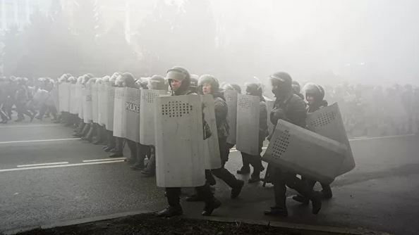В здании мэрии Алма-Аты начался пожар