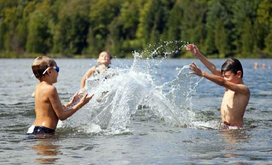 Купайтесь на здоровье! В гродненских зонах отдыха проверили качество воды