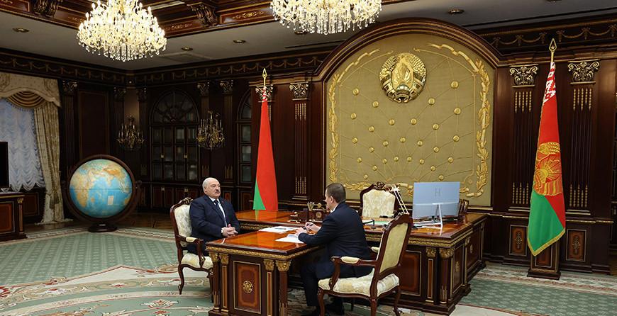 Премьерский доклад, задачи для МИД, дата инаугурации и майнинговые фермы. Итоги недели Президента