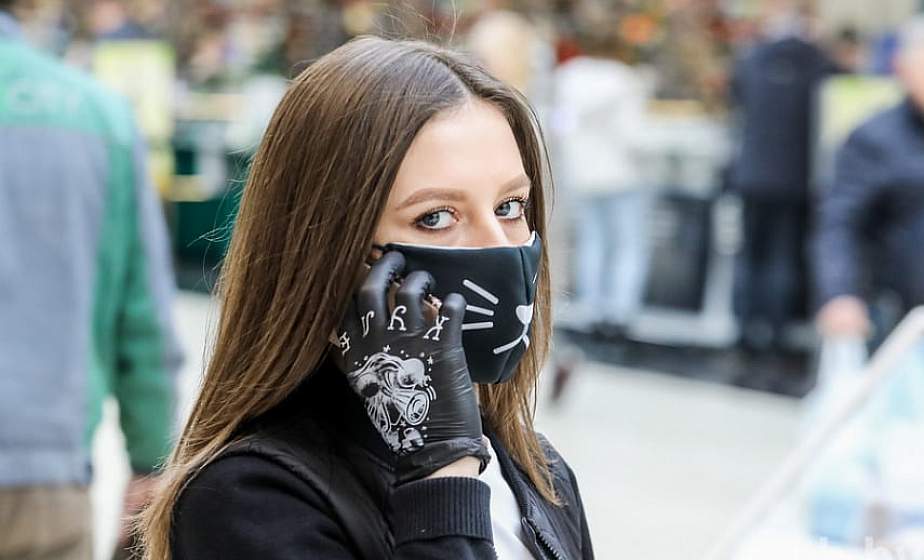 В Беларуси отменили требование к обязательному ношению масок 