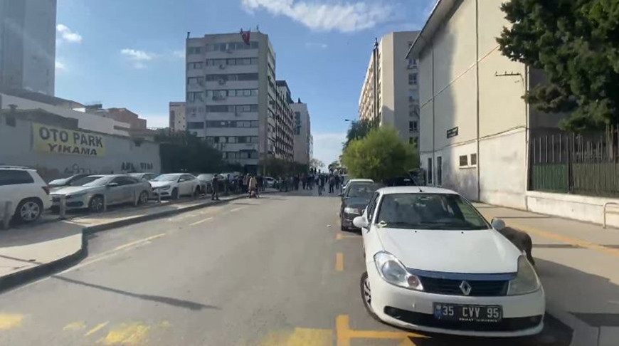 Землетрясение в Эгейском море привело к разрушению домов в Турции