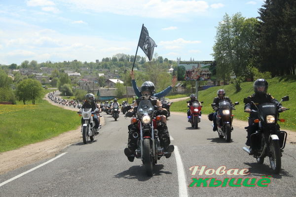 В Новогрудке открыли мотосезон