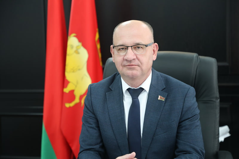 Заместитель председателя Гродненского облисполкома Андрей Жук провел прямую телефонную линию