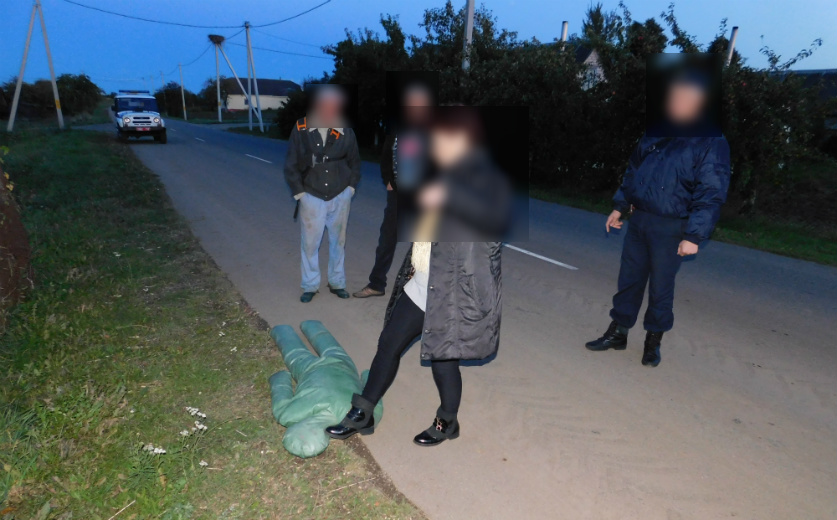 В Сморгони женщина избила сожителя за то, что он ушел пить к друзьям, а после присоединилась к застолью