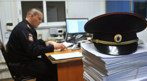 В Петербурге неизвестные затушили снегом Вечный огонь