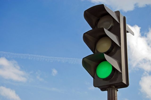 Светофоры на кольце по улице Тавлая: когда их отрегулируют? 