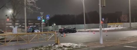 Легковушка и микроавтобус столкнулись в Гродно
