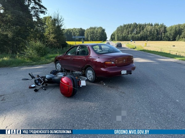 В Гродненском районе в ДТП пострадал мотоциклист