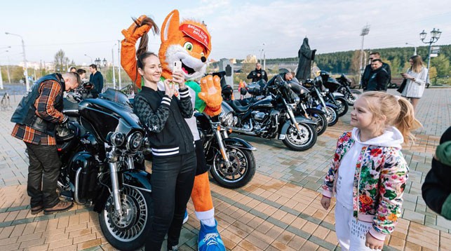 Караван эстафеты огня "Пламя мира" отправился из Минска в Рим