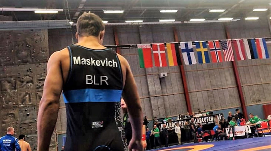 Белорус Кирилл Маскевич выиграл серебряную медаль ЧЕ по борьбе в Польше