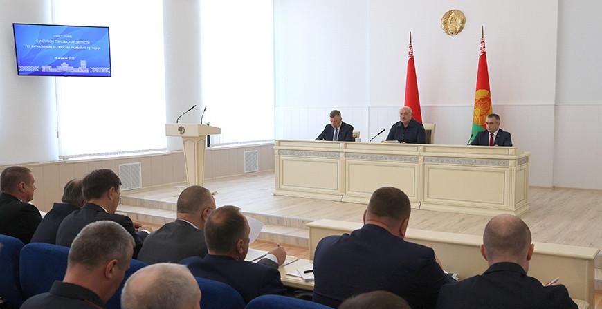 Александр Лукашенко: Гомельской области нужны новые драйверы экономического роста
