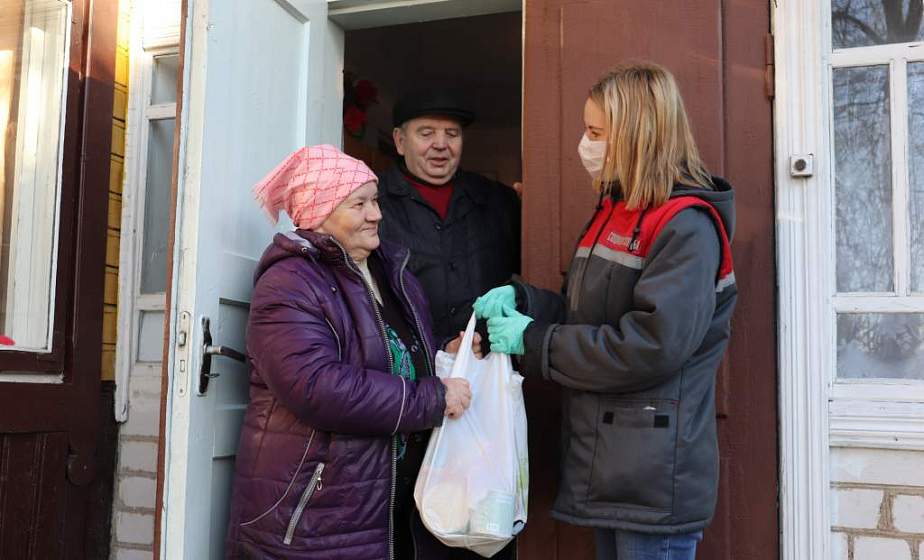 Внимание к пожилым людям должны проявить социальные службы, депутаты, волонтеры