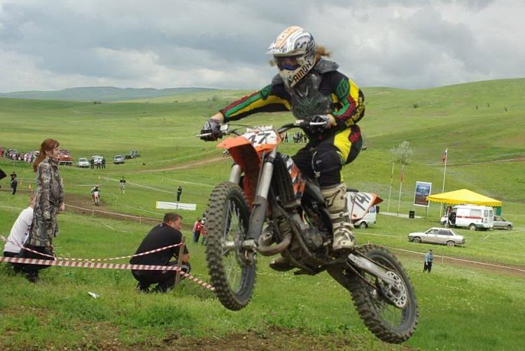 В Гродненской области живет единственная в Беларуси мотогонщица