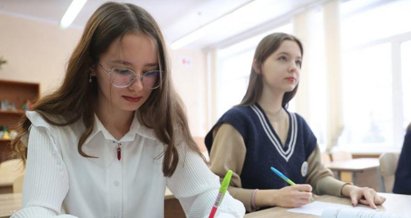 Минобразования утвердило программу факультатива "Введение в педпрофессию" для 10-11-х классов