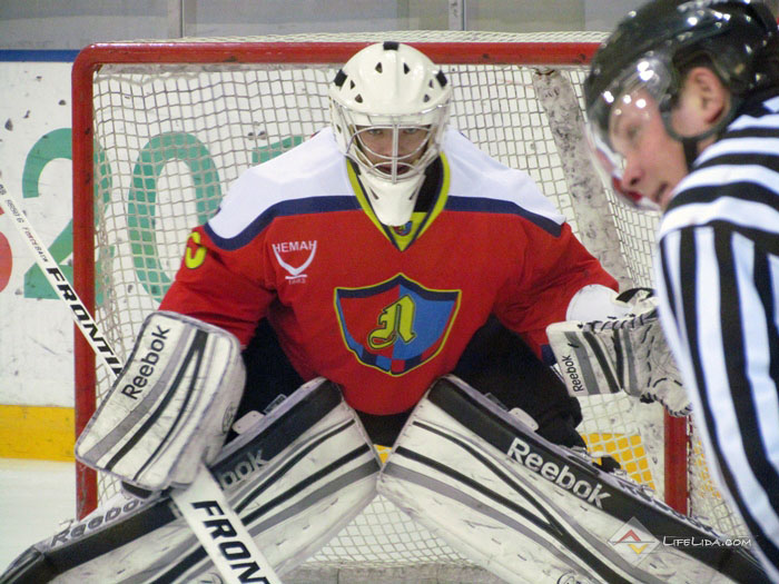 Гродненский «Неман», разгромив «Лиду» со  счетом 8:1, вышел в полуфинал