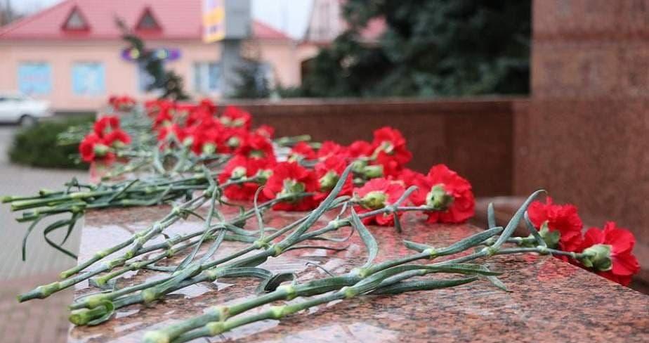 Поздравление Гродненского областного и городского комитетов Компартии Беларуси с Днем Октябрьской революции