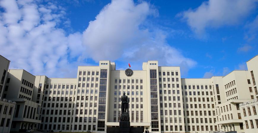 Совмин установил временный запрет на вывоз пшеницы, ржи, кукурузы и гречихи