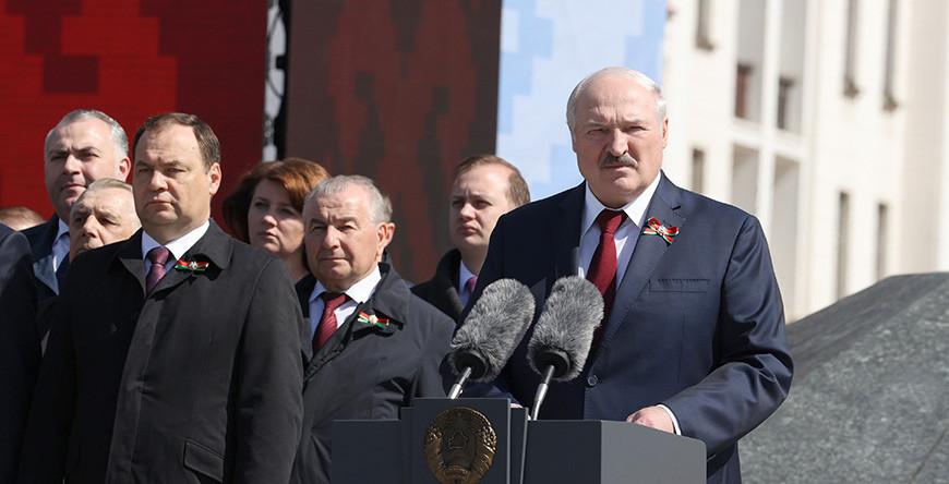  Александр Лукашенко: пока наше поколение живо, Беларусь всегда будет стоять намертво